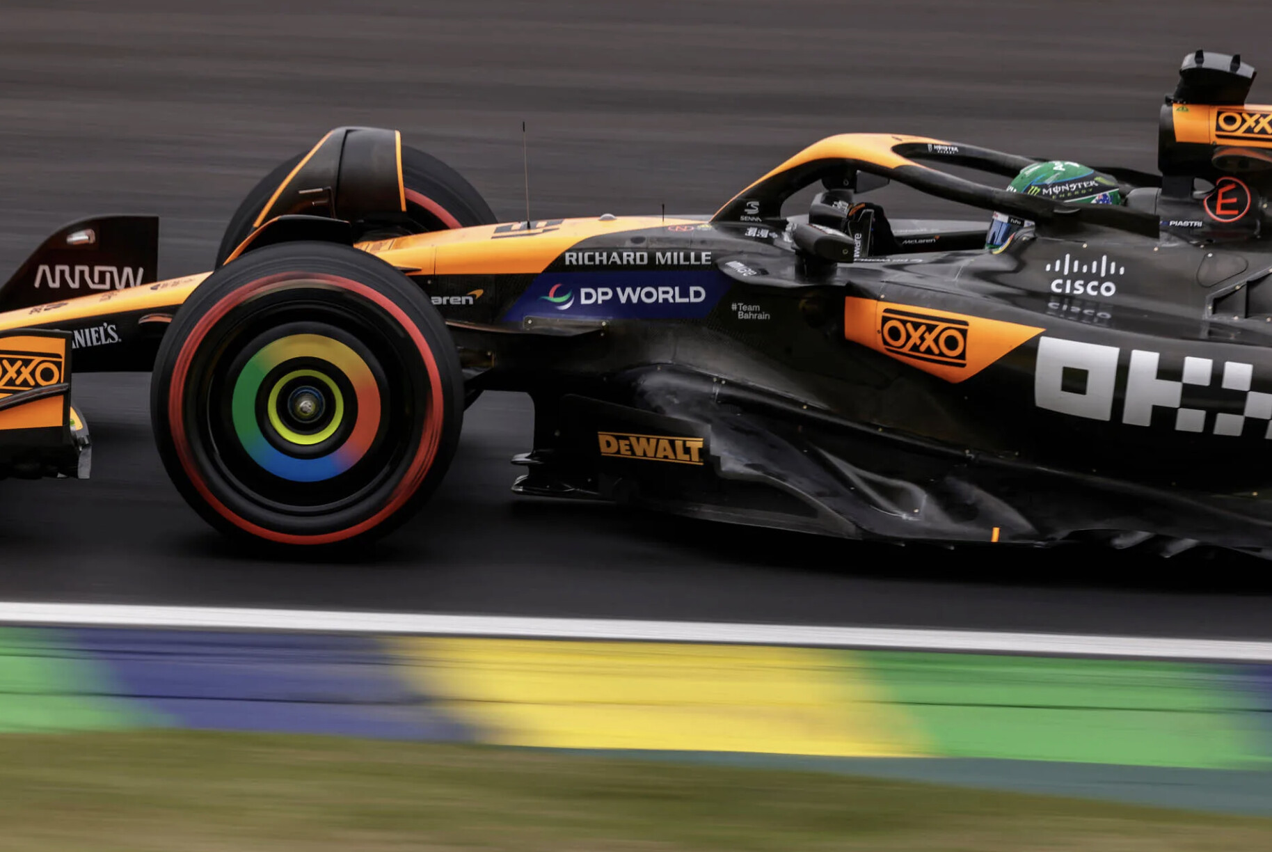 Piastri op de baan Brazilië 2024