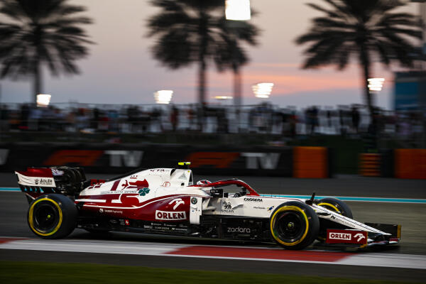 2021-Abu-Dhabi-Grand-Prix-Saturday