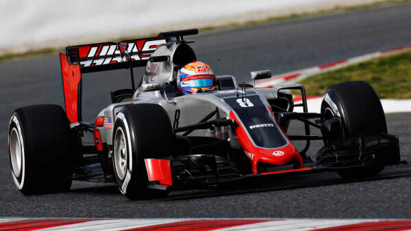 Romain_Grosjean_HaasF1_Barcelona_test_24022016