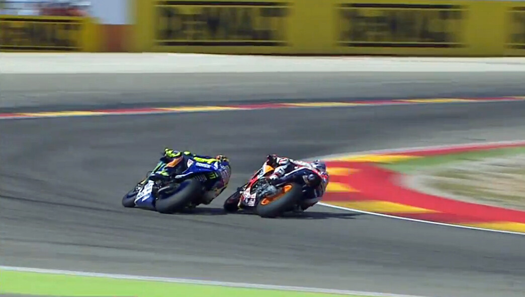 images_MotoGP_2015_september_150927_ARA_MotoGP_rossi-pedrosa