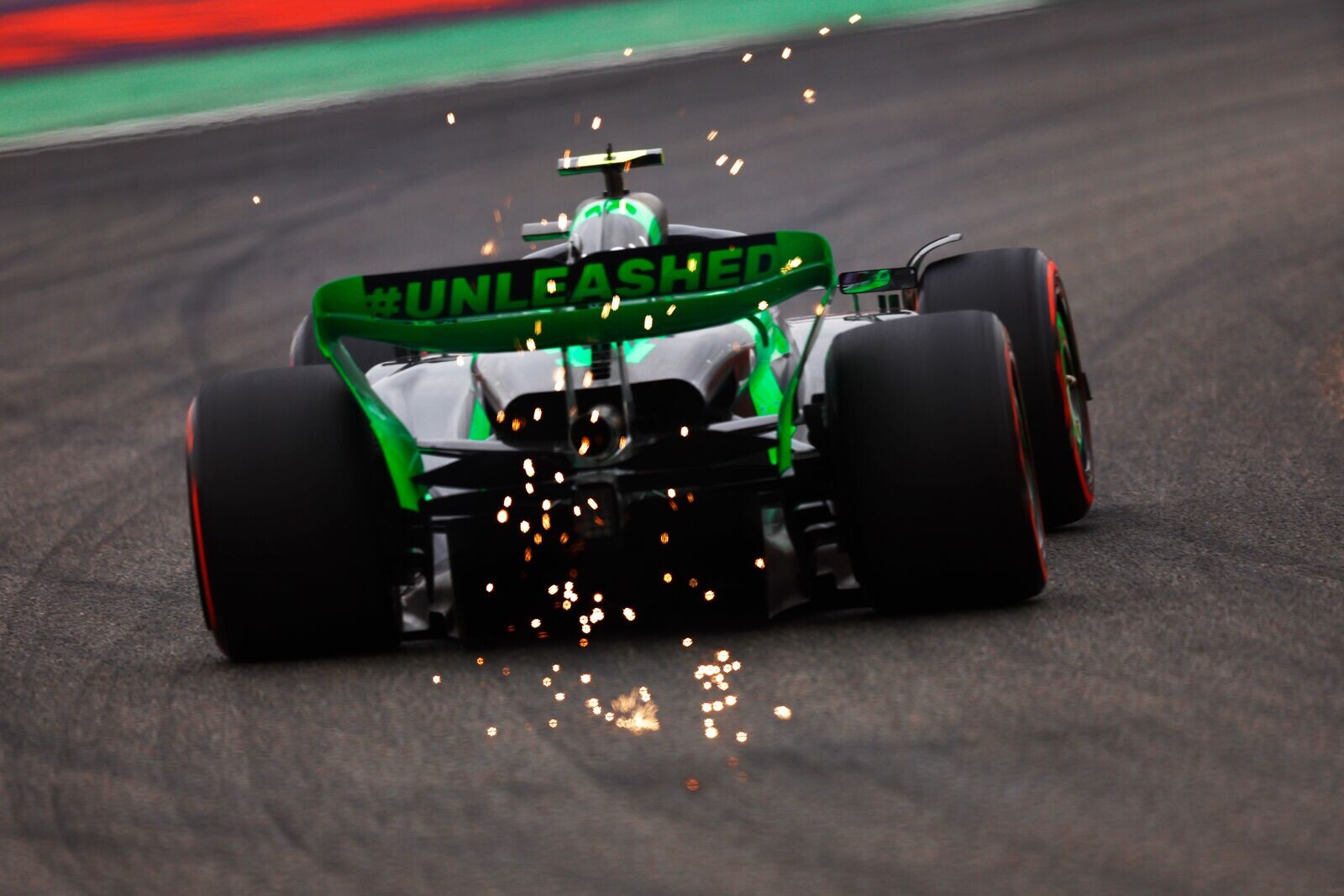 kick sauber china 2024