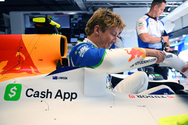 Liam lawson auto donderdag Hongarije 2025