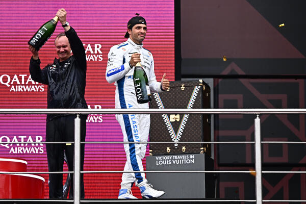 Carlos Sainz podium Bakoe Azerbeidzjan 2025