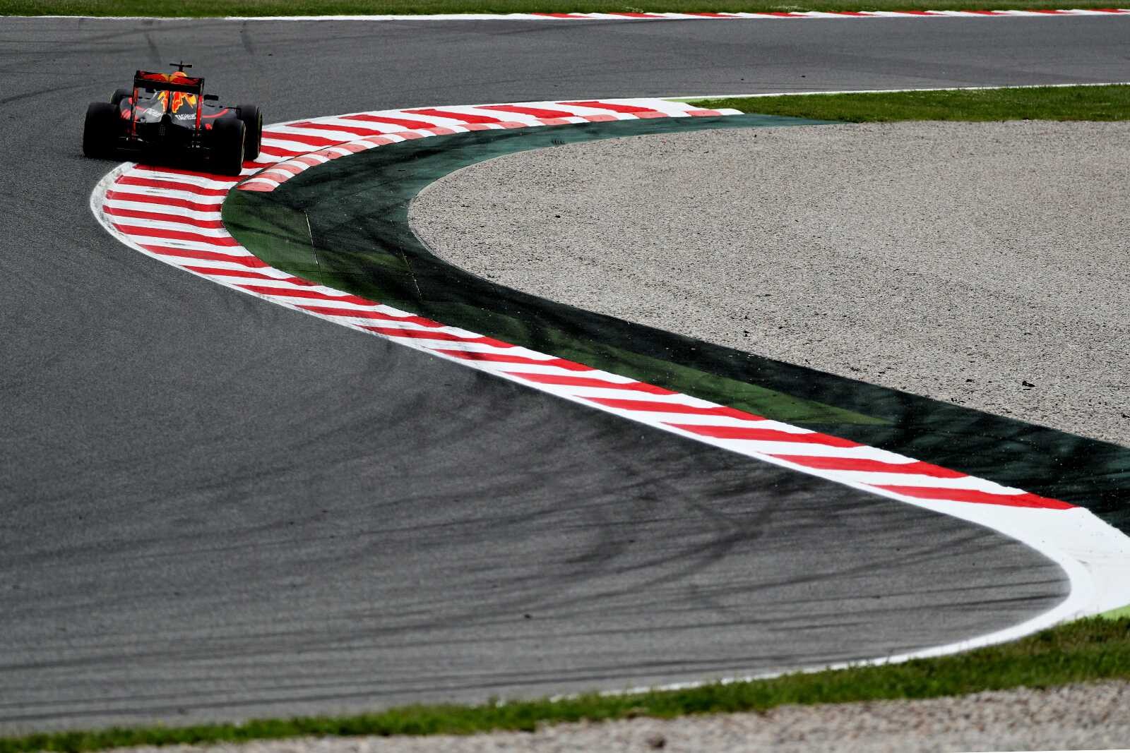 Max_Verstappen_F1_GP_Spanje_2016_bocht3