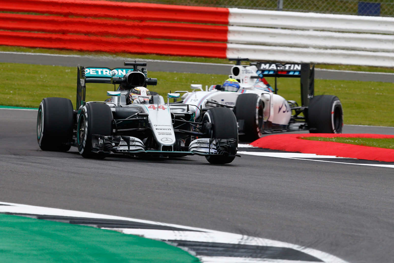 Lewis_Hamilton_Mercedes_AMG_F1_F1_GP_Groot_Brittannie_2016_T1