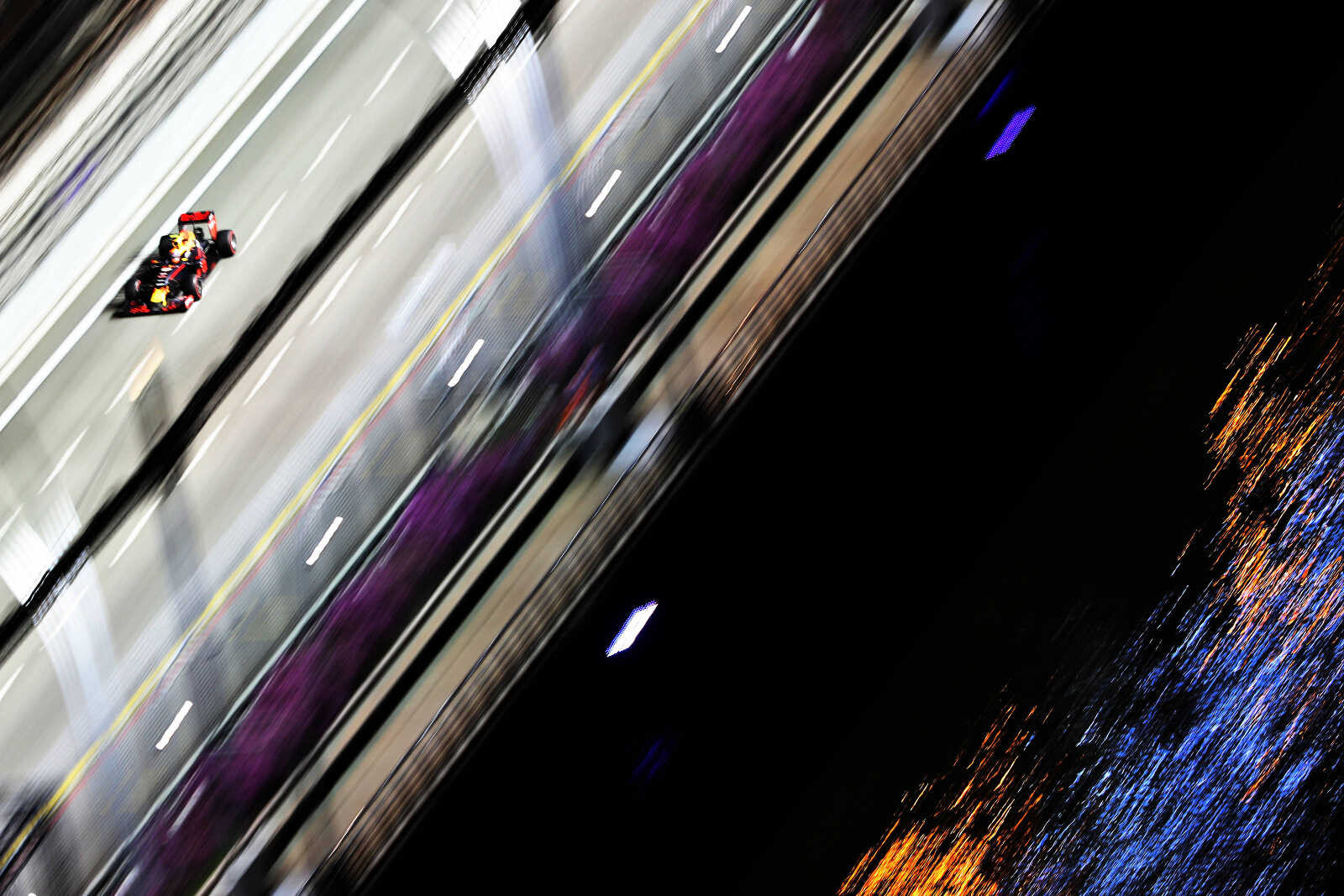 images_2016_F1_09_GP_Singapore_Max_Verstappen_Red_Bull_Racing_F1_Grand_Prix_Singapore_2016_T