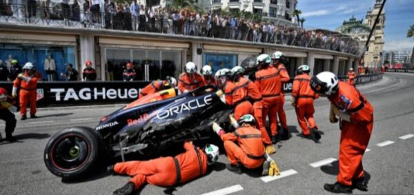 Crash Pérez GP Monaco