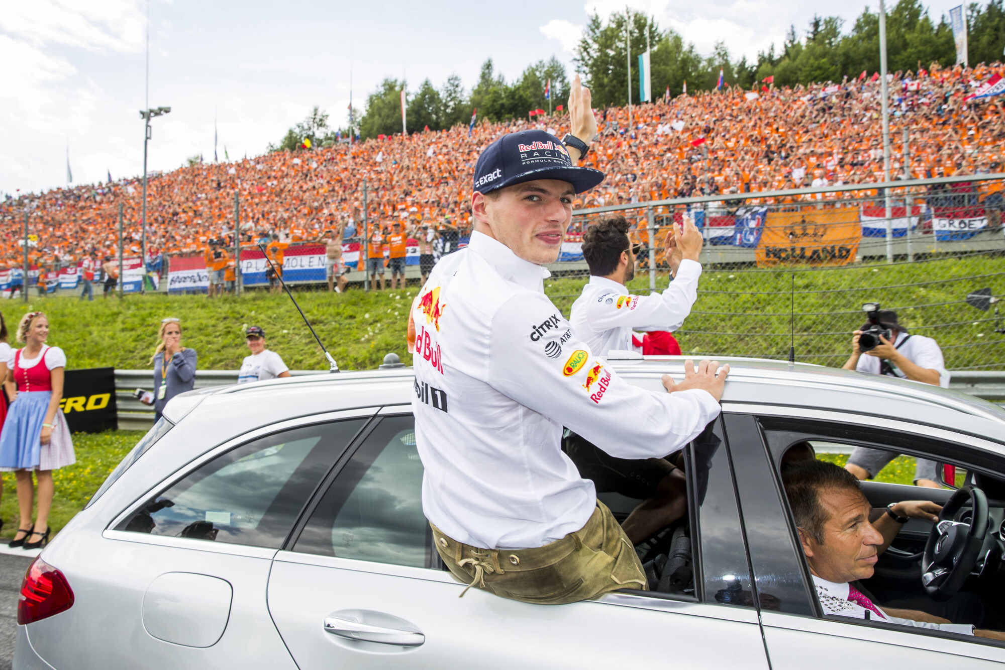 P-20170709-01562_News