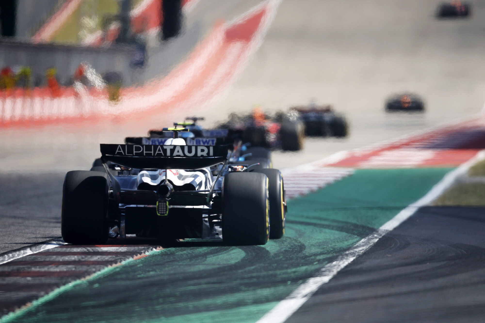 yuki tsunoda 2023 VS