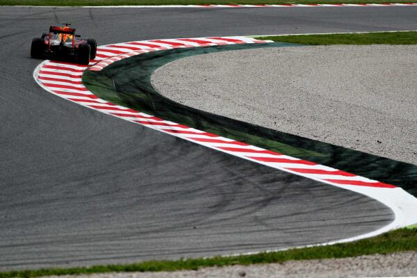 Max_Verstappen_F1_GP_Spanje_2016_bocht3